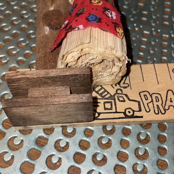 Vintage Christmas Ornament Cornhusk Lady Grandfather Clock - Picture 13 of 13